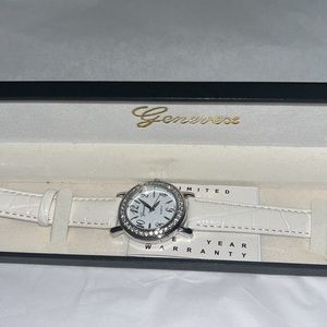 Womens NEW genevex watch white wristband